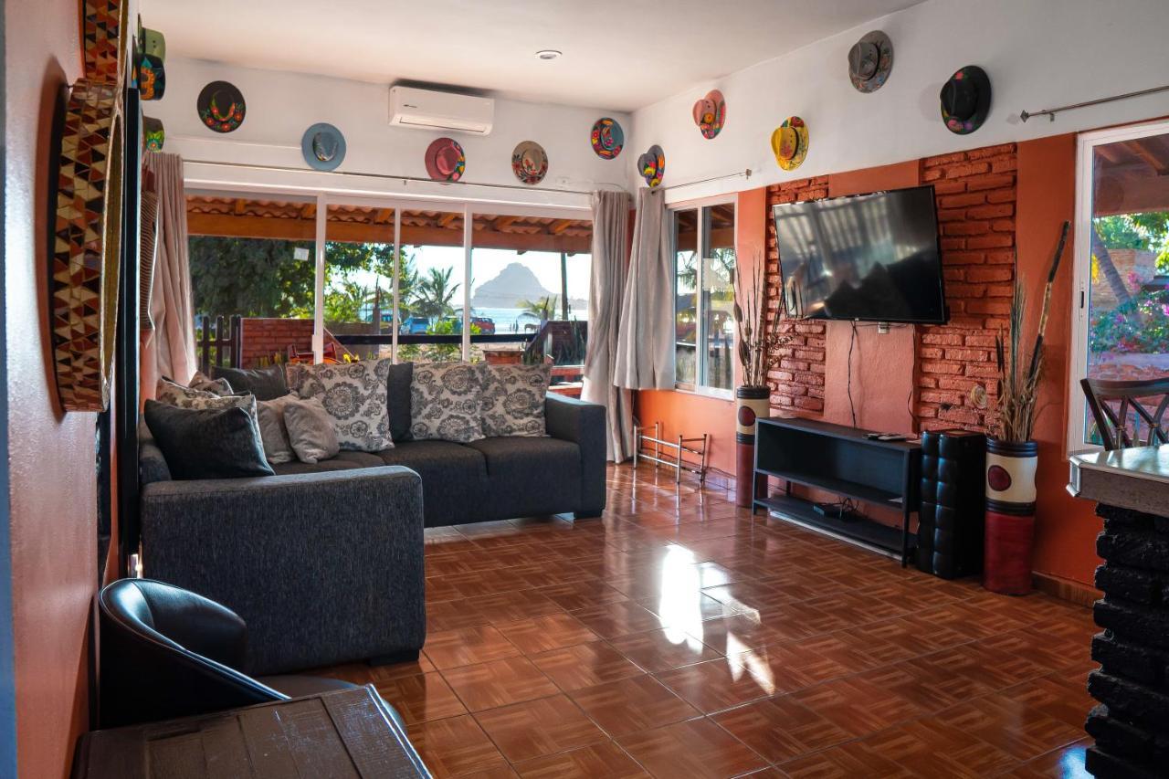 Casa Belen - Beautiful Beach View Home On Stone Island Isla La Piedra Екстер'єр фото